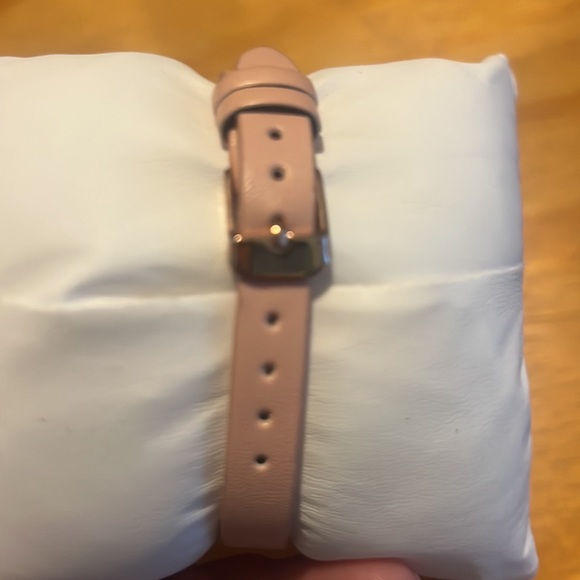 Watch - Picture 3 of 4